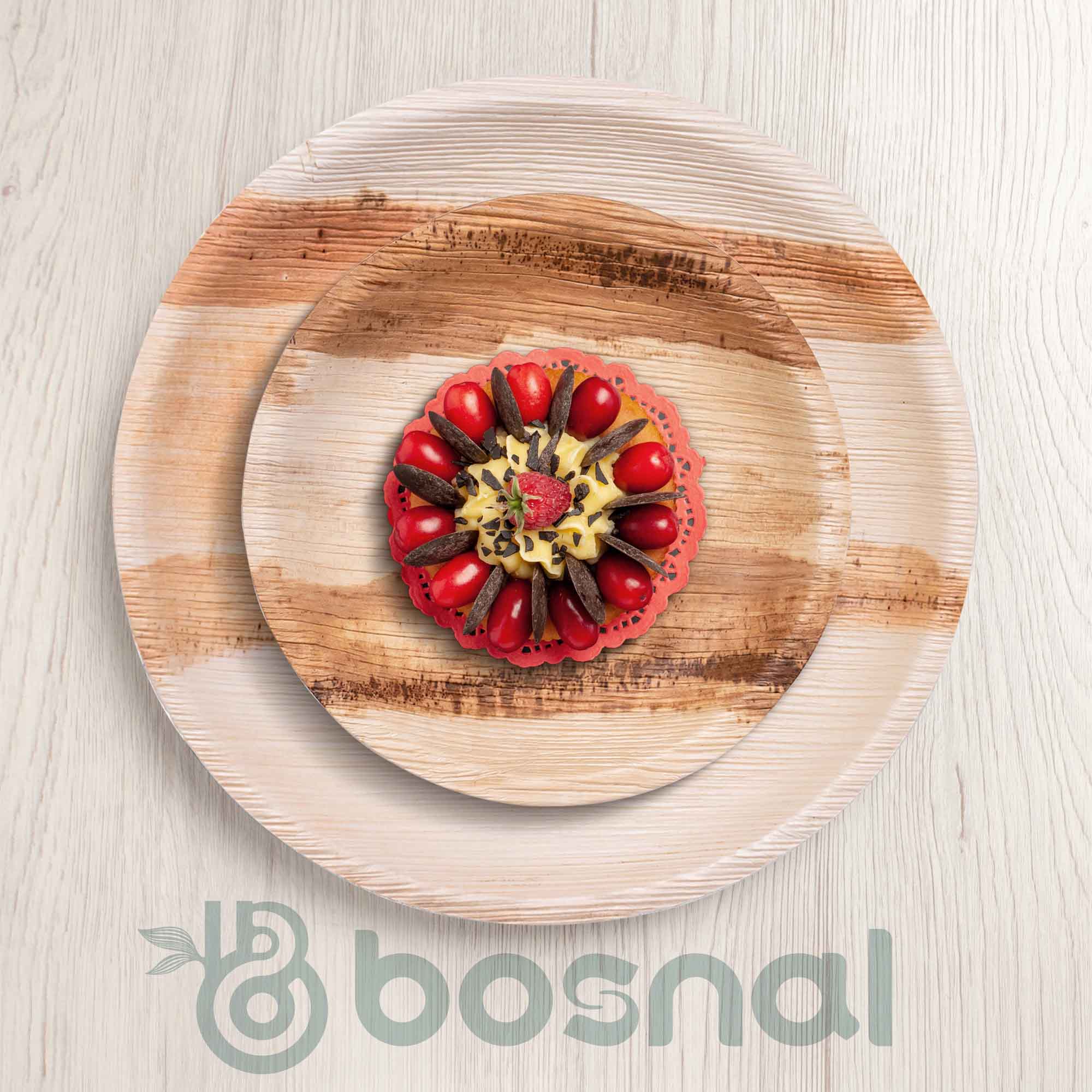 Eco-friendly biodegradable palm leaf plates, 50-piece set with 10-inch and 6-inch round plates.
